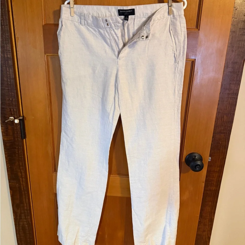 Banana Republic Beige Linen Straight Leg Pants Size 4